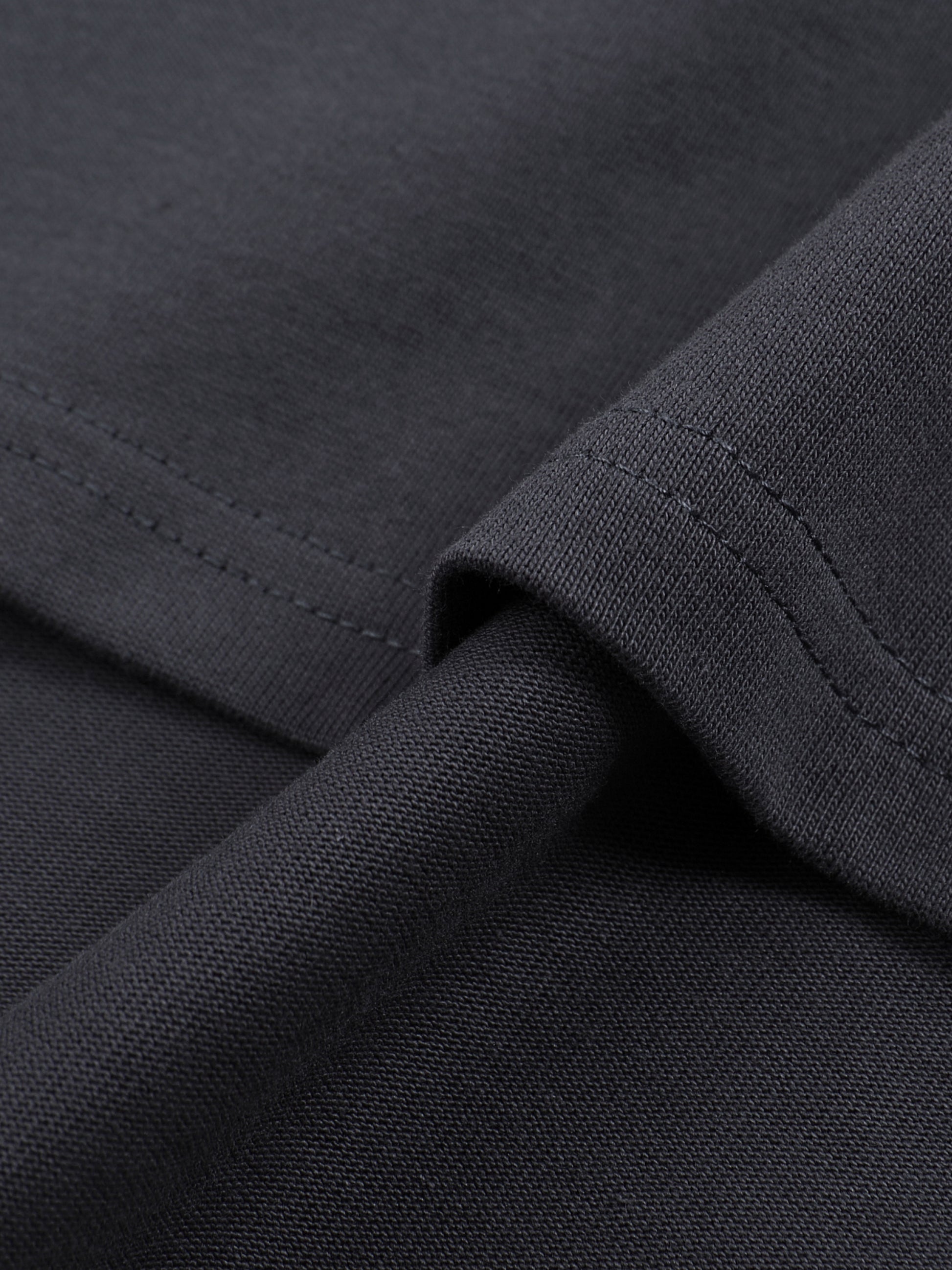 Black Over-Sized Seamless Sleeve Tee